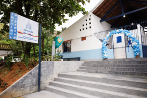 Prefeitura de Paracambi reinaugura escola municipal após reforma e ampliação